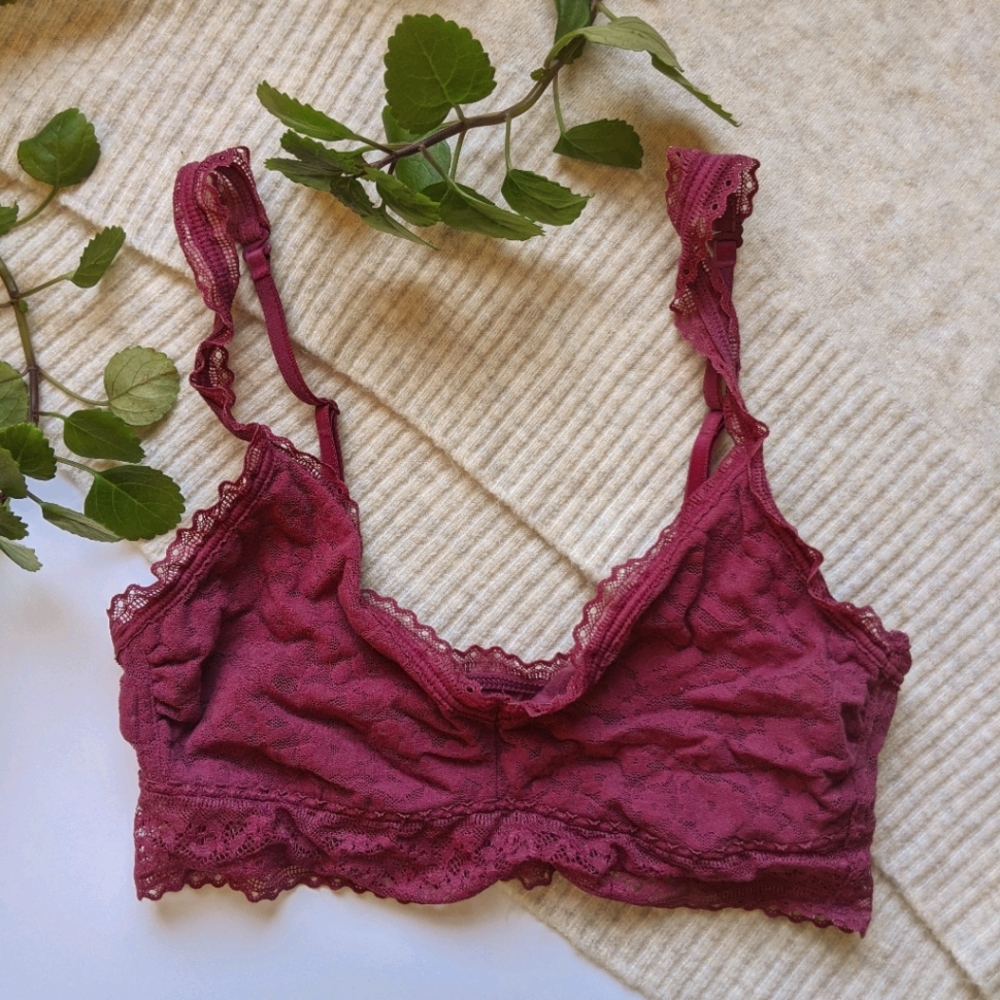 GapBody | Lace Bralette